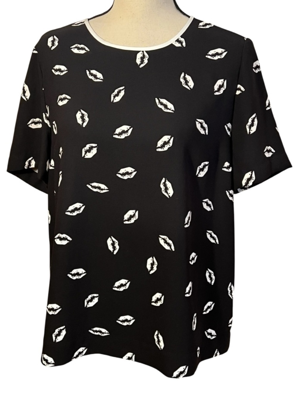 Essentiel Antwerp Black & White Kiss Print Top Sz-40/10